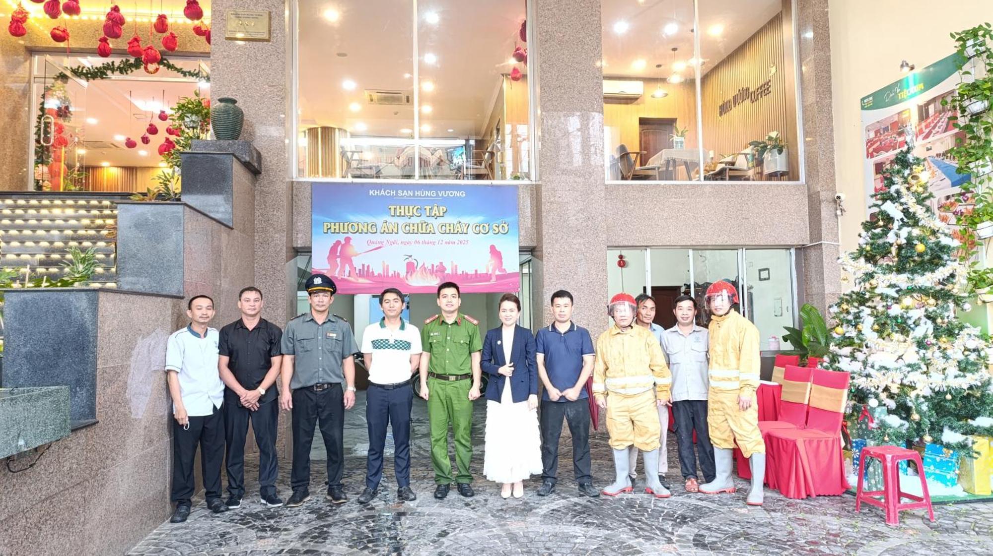 Khach San Hung Vuong Quang Ngai Hotel Exterior photo